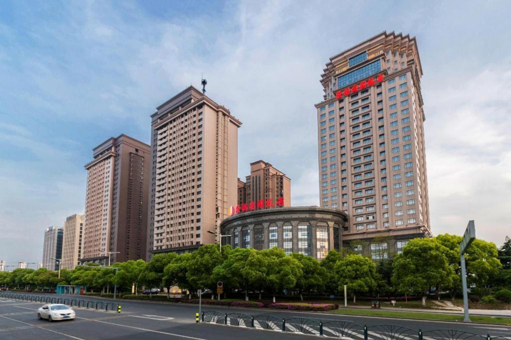 Longqi Jianguo Hotel Kunshan Suzhou  Exterior foto